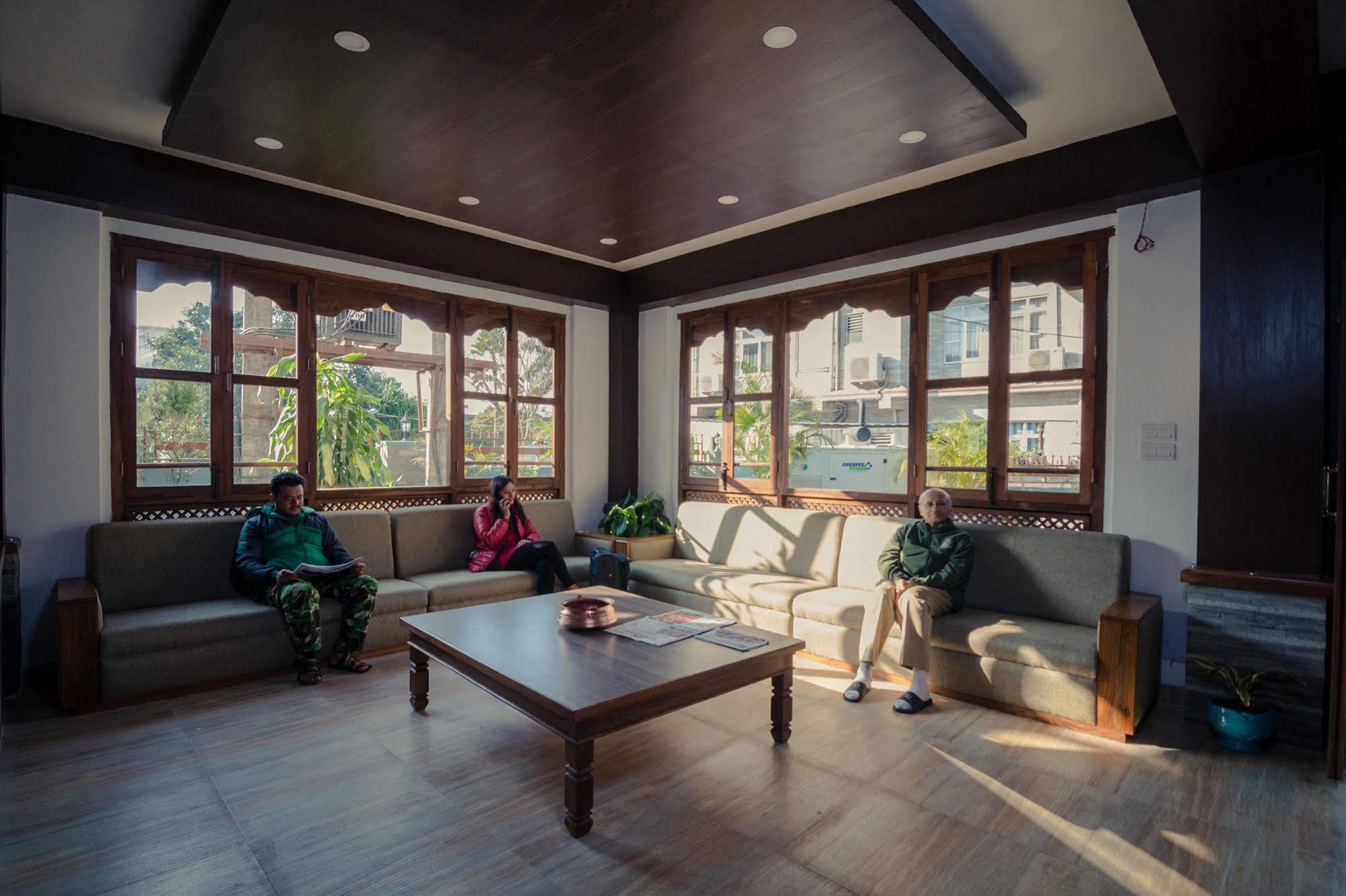 Hotel Mountain View - Lakeside Pokhara Dış mekan fotoğraf